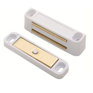 Picture of Magnetic Catch White 42 X 22Mm Med (Pk 2)